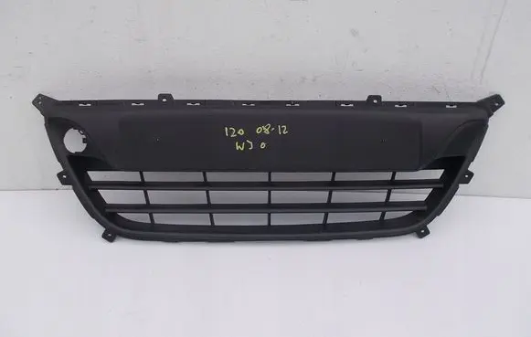 Hyundai i20 (PB PBT) Front bumper lower grill 865611J000