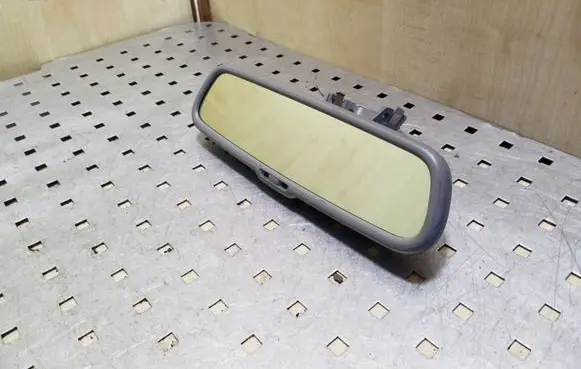 Volkswagen Touareg I Rear view mirror (interior) E11015610