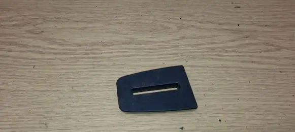 BMW 5 G30 G31 G38 Tailgate/boot lid lock trim 7390402