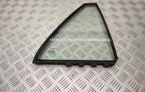 Toyota Avensis T250 Rear vent window glass 43R00048 6818805050