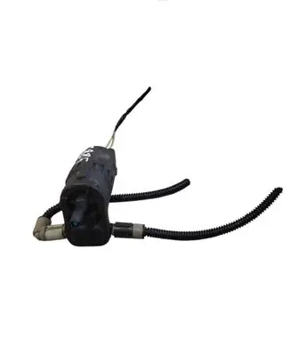 Skoda Octavia Mk2 (1Z) Windscreen/windshield washer pump 1K6955651 15010483