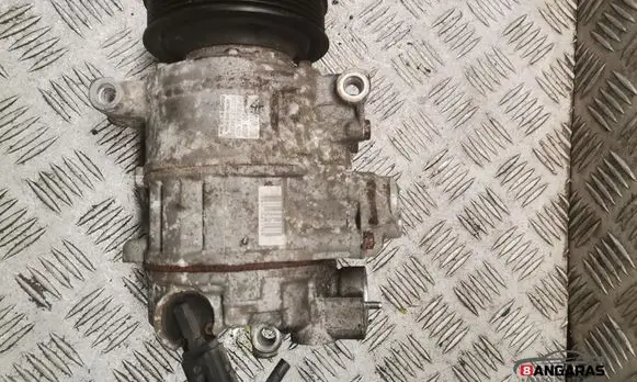 Volkswagen Tiguan Air conditioning (A/C) compressor (pump) 5N0820803F