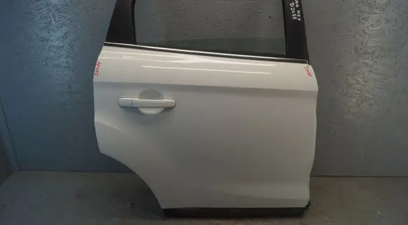 Ford Kuga I Rear door