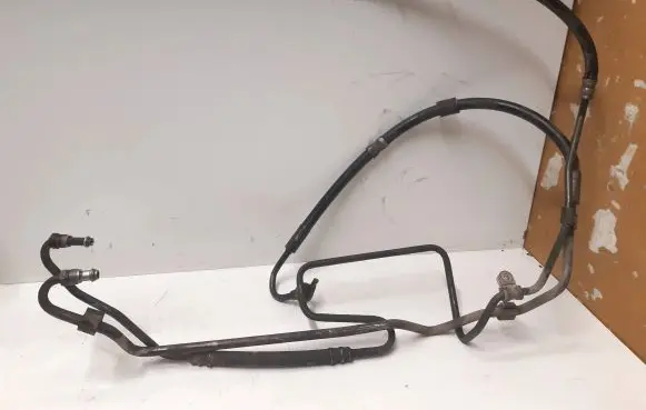 Power steering hose/pipe/line