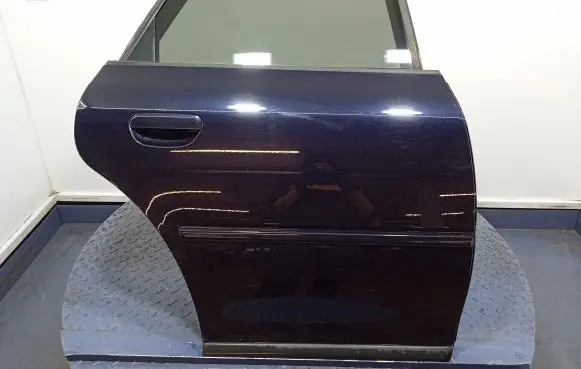Audi A3 S3 8P Rear door
