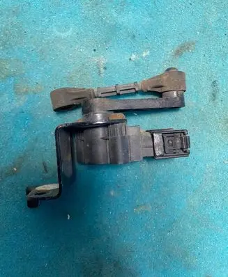 Land Rover Range Rover Velar Headlight/headlamp level sensor GX733C280CA T2H3166 LR090680