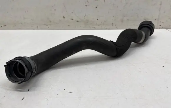 Mercedes-Benz GLB x247 Engine coolant pipe/hose A1775014802
