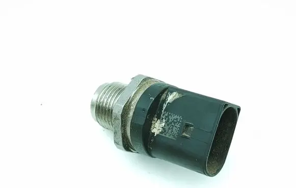 BMW X5 F15 Fuel pressure sensor 0281002948