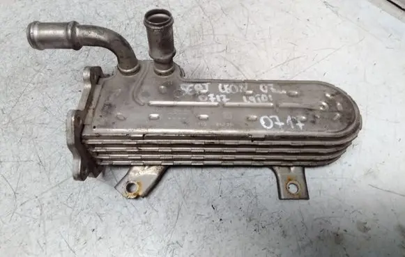 Seat Leon (1P) EGR valve cooler 038131513AD 131304206