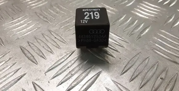 Audi A6 S6 C5 4B Other relay 443951253AA