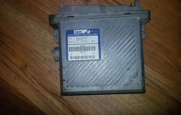 Fiat Bravo - Brava Engine control unit/module R04080003J 80537l