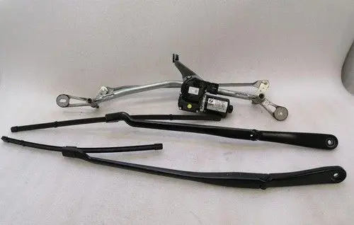 BMW M5 F90 Front wiper linkage and motor 000061594