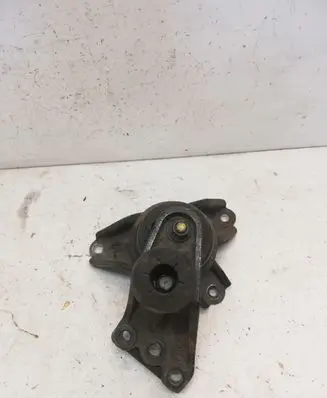 Hyundai ix35 Engine mount bracket 13A28A00352B