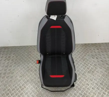 Opel Mokka B Front driver seat 9823918680 9823917280