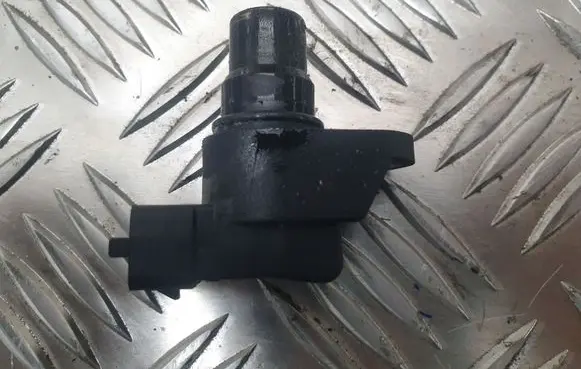 Chrysler Voyager Camshaft speed sensor 0232103022