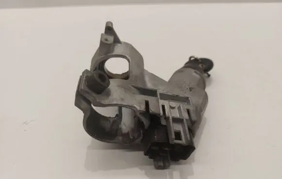 Volkswagen PASSAT B3 Ignition lock 357905651