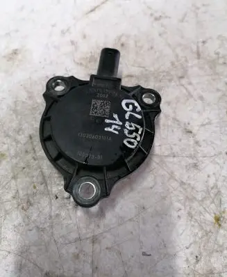 Mercedes-Benz GL X166 Camshaft vanos timing valve A2761560490