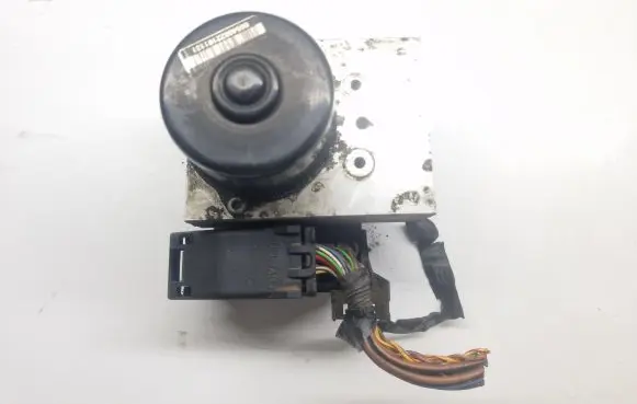 Volvo S60 ABS Pump 08671223 8671224 5WK84002