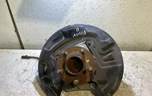 Ford Fusion II Rear wheel hub DG9C5B758AJ