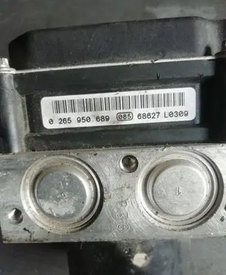 Skoda Roomster (5J) ABS Pump 0265234575 0265950689 6000TL3989