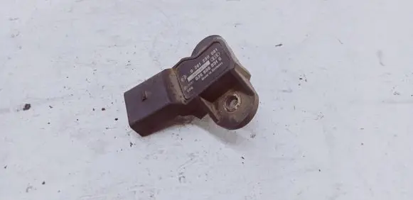 Volkswagen Golf V Air pressure sensor 036906051G 0261230081