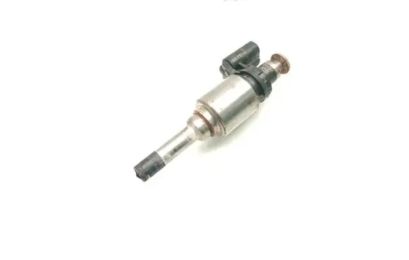Ford Focus Fuel injector DM5G-9F593-AA