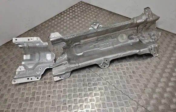 Peugeot 308 Exhaust heat shield 9840940180 9818214280 98187Z01