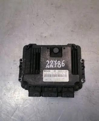 Nissan Primera Engine control unit/module 8200263396