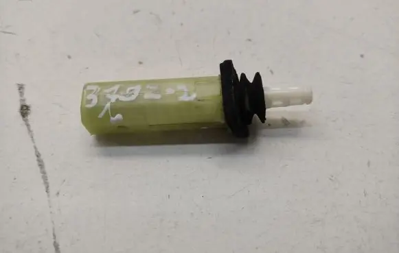 Nissan 370Z Fuel tank opening switch 