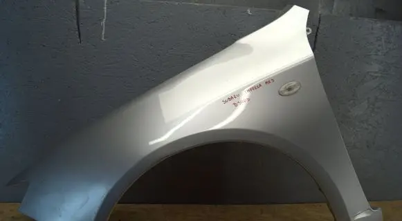 Subaru Impreza III Fender