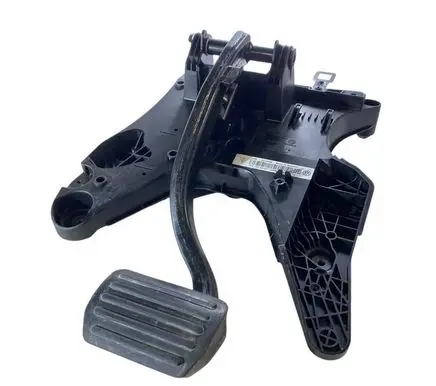 Porsche Cayenne (92A) Brake pedal 7P0723117B 7P0723031AP