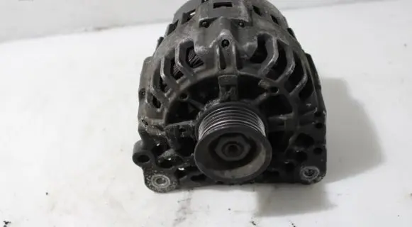 Volkswagen Golf IV Generator/alternator