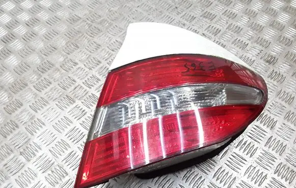 Mercedes-Benz CLC CL203 Rear/tail lights a2038205264kz