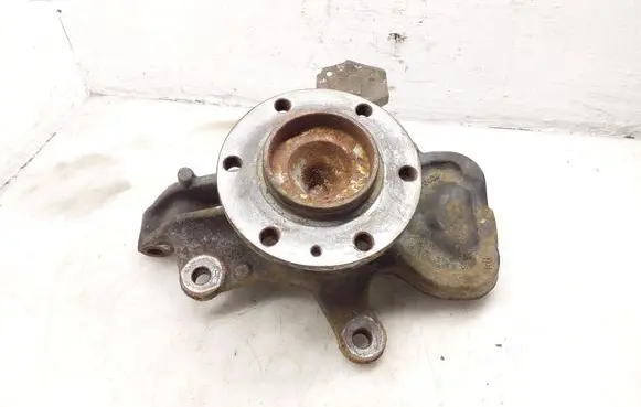 Mercedes-Benz Sprinter W907 W910 Front wheel hub spindle knuckle A9073320400