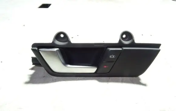 Audi A4 S4 B7 8E 8H Front door interior handle 8E1837019