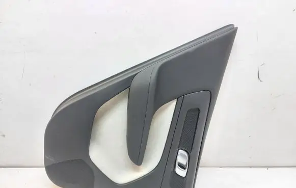 Volvo XC40 Rear door card panel trim