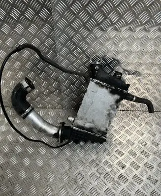 Mercedes-Benz E W213 Intercooler radiator M161277E A6420900314