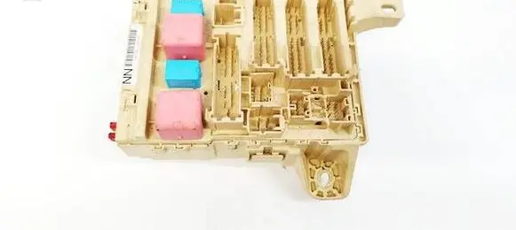 Lexus LS 460 - 600H Fuse box set NN5J9F6 082808