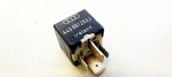Audi A8 S8 D4 4H Other relay 443951253J