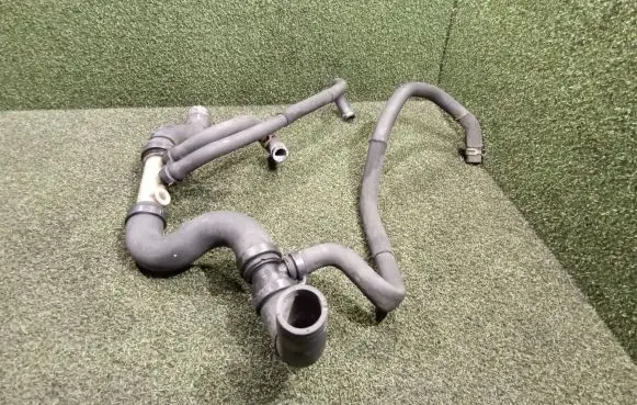 Renault Master III Engine coolant pipe/hose 1800468215
