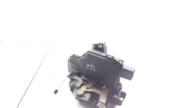 Seat Toledo II (1M) Front door lock