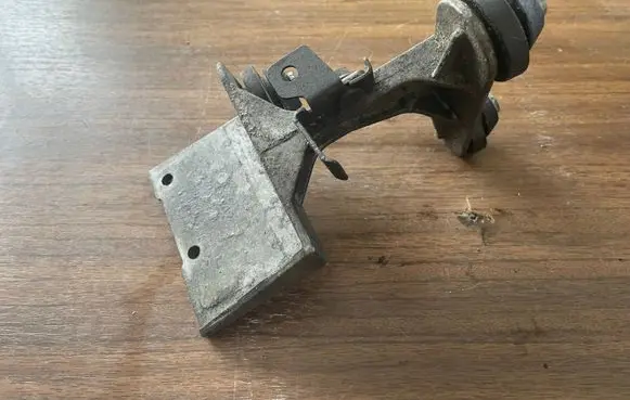 Mercedes-Benz C W203 ABS pump bracket A2034310240