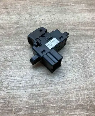 Nissan Qashqai Electric window control switch 25411JD000