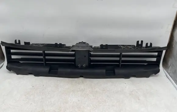 BMW 3 G20 G21 Intercooler air channel guide 5A22C6502 231743756 230727501