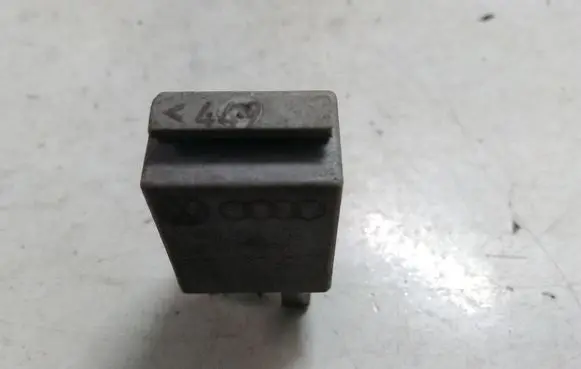 Volkswagen Golf V Other relay 1K0951253