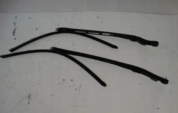 Mercedes-Benz S W222 Bumper support mounting bracket corner 
