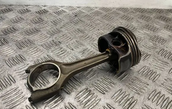 BMW 3 E90 E91 Piston with connecting rod 543