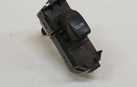 Lexus IS 220D-250-350 Electric window control switch 841030