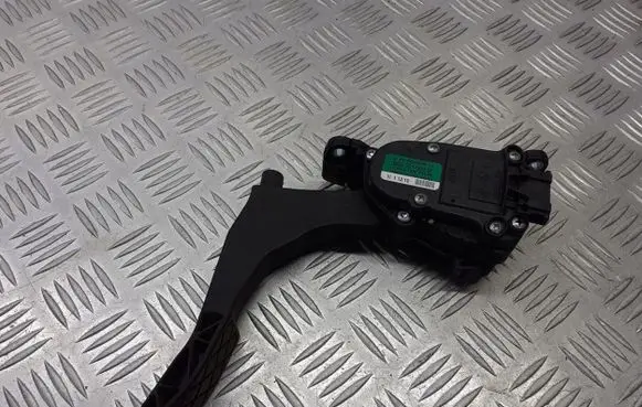 Volkswagen Polo V 6R Accelerator pedal position sensor 6Q1721503M