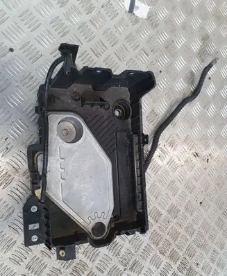 Renault Captur II Battery tray 648947355R